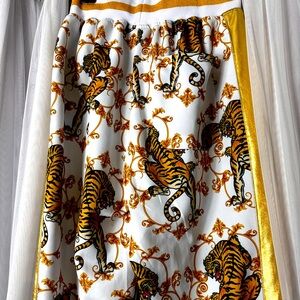 These were purchased downtown.Los Angeles. These are a size small to medium.